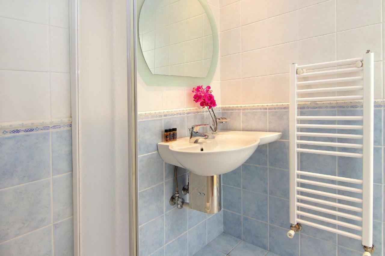 Stylish Studio Loft With Superb Balcony Διαμέρισμα Αθήνα Εξωτερικό φωτογραφία